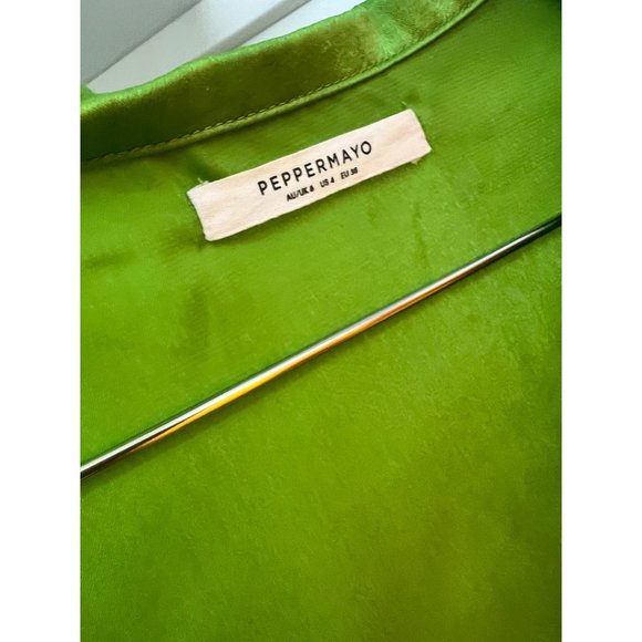 Peppermayo Shirt Womens 4 Green Velour Long Sleeve Tie Front Collared Casual Cro - Picture 6 of 6